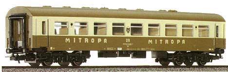 Rebuilt dining car "MITROPA"<br /><a href='images/pictures/Sachsenmodelle/74367.jpg' target='_blank'>Full size image</a>